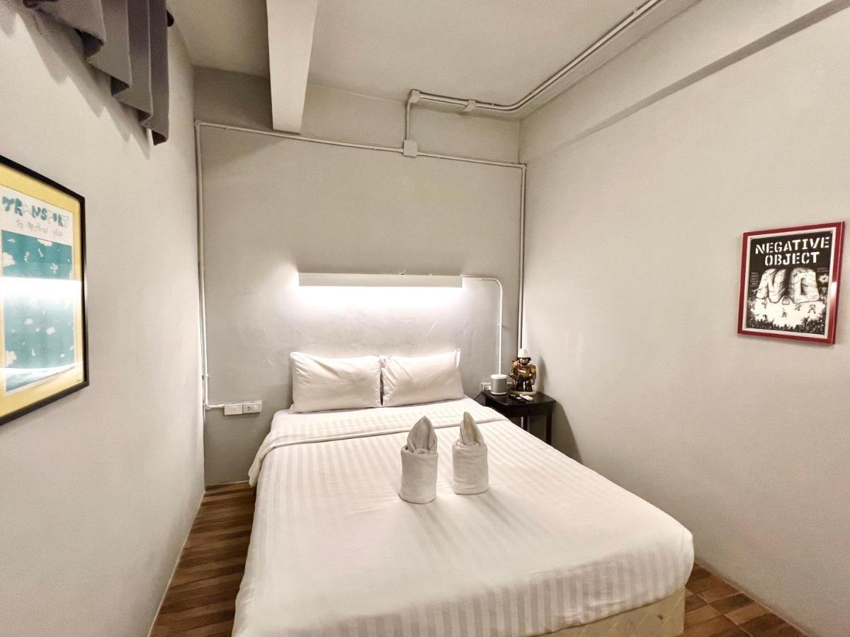 Hobnob Hostel (Adults Only) Chiang Mai Extérieur photo