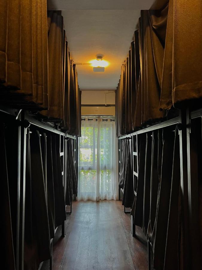 Hobnob Hostel (Adults Only) Chiang Mai Extérieur photo