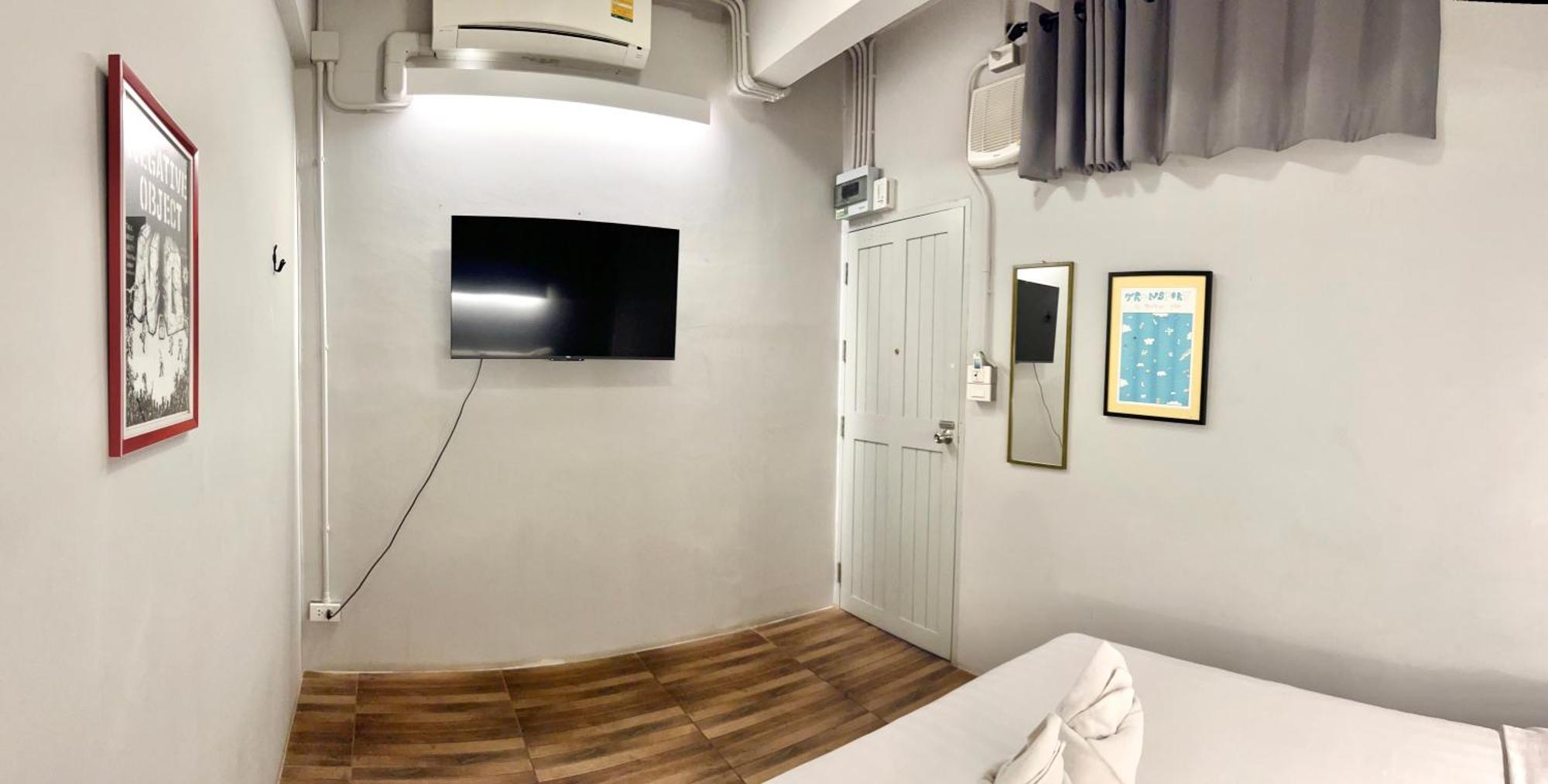 Hobnob Hostel (Adults Only) Chiang Mai Extérieur photo